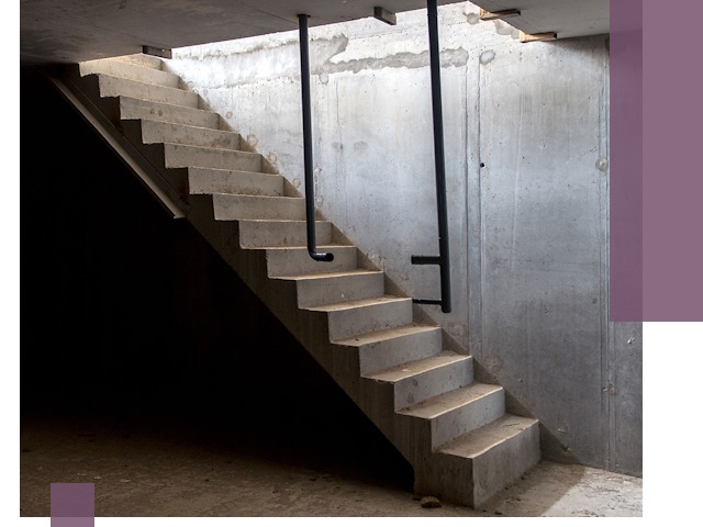 Изготовление и монтаж лестниц в подвале в Сочи