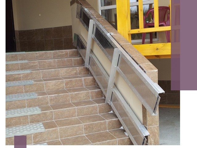 Откидные пандусы под ключ в Сочи — монтаж и демонтаж