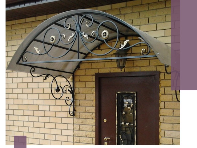 Изготовление козырьков из металла под ключ в Сочи