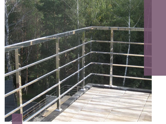 Парапеты из нержавеющей стали в Сочи — изготовление и монтаж